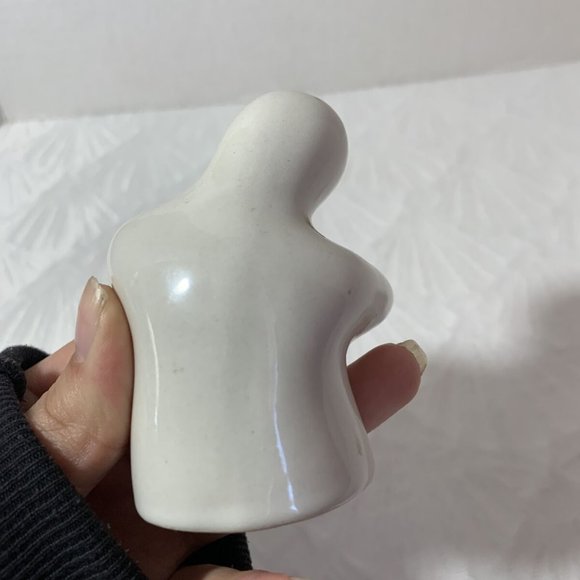 HUGGING GHOSTS BLACK WHITE SALT AND PEPPER SHAKERS - Picture 11 of 12